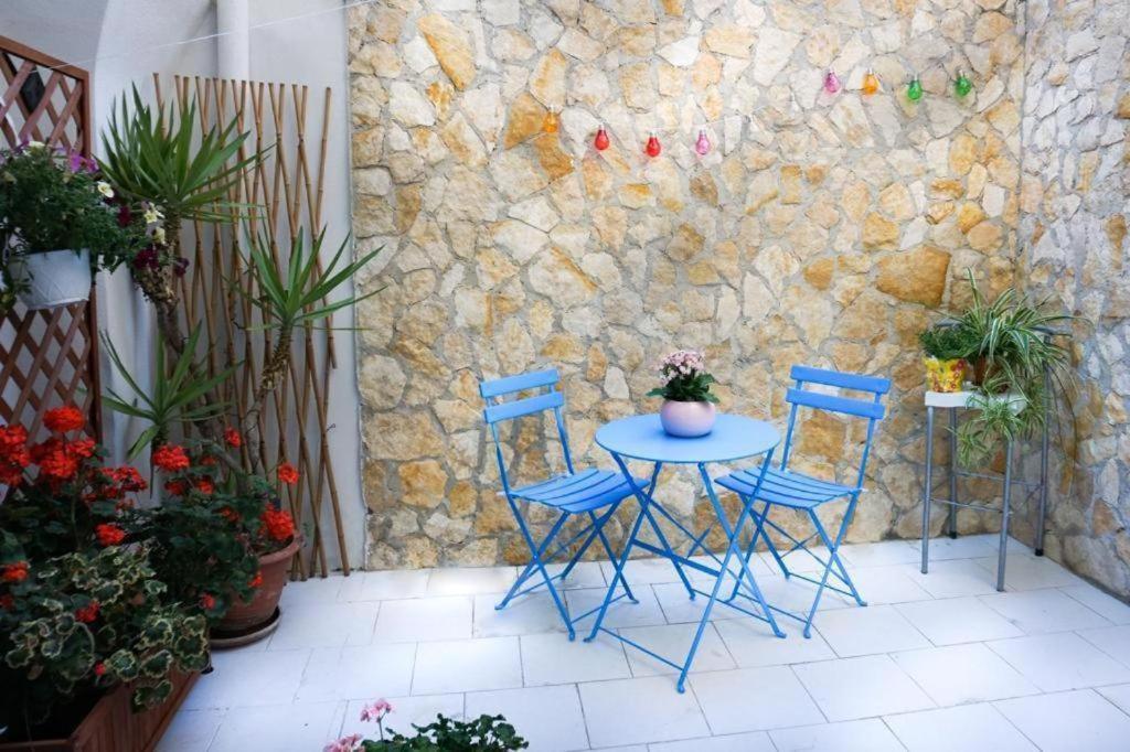 Blue Courtyard Not Valid Daire Bari Dış mekan fotoğraf